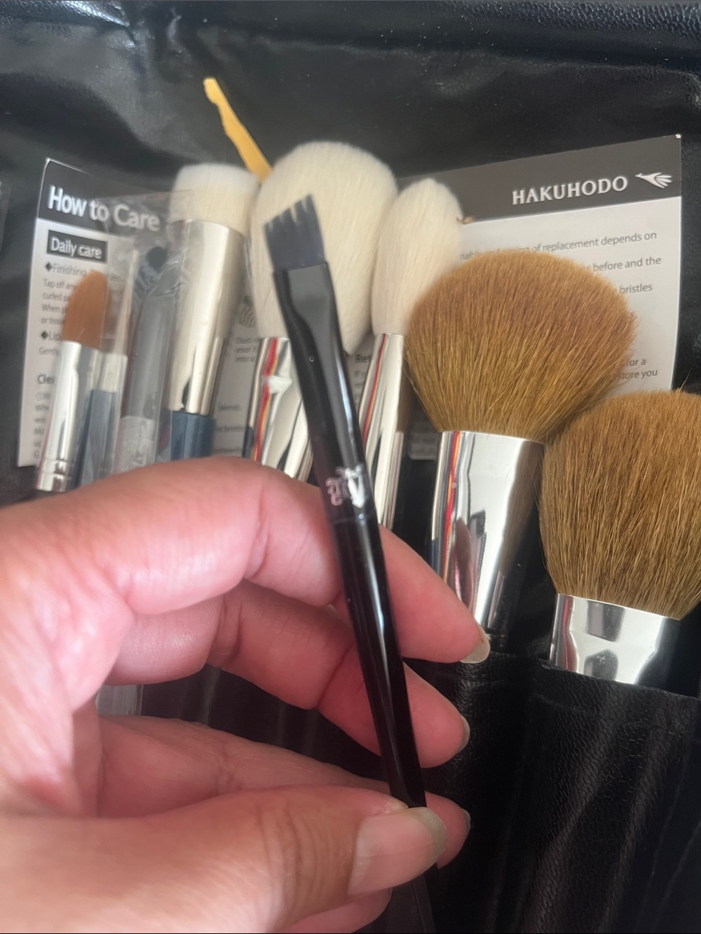 Kat Von D Powder Eye Brow Brush #75 KVD